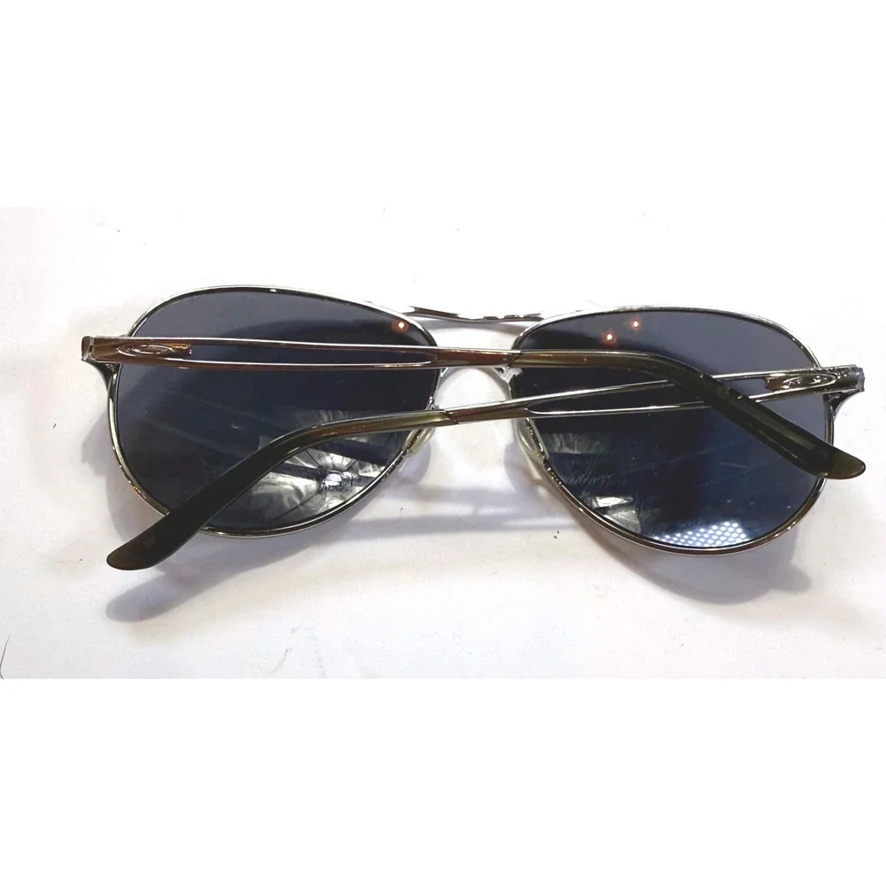 Oakley Elmont Aviator Sunglasses Silver Chrome Frame Grey Lens OO4054